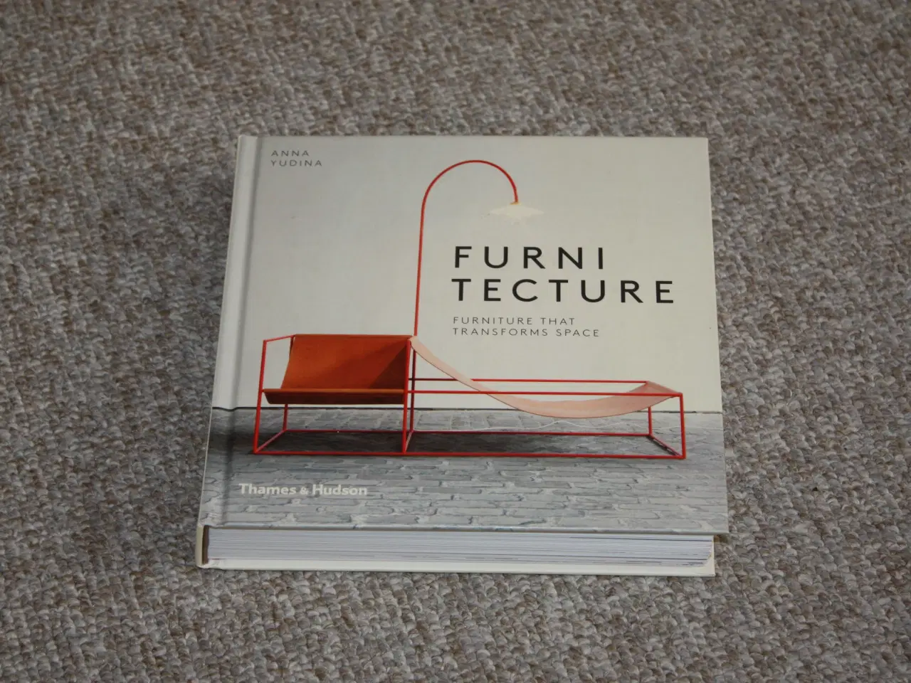 Billede 1 - Furnitecture Furniture That Transforms Space