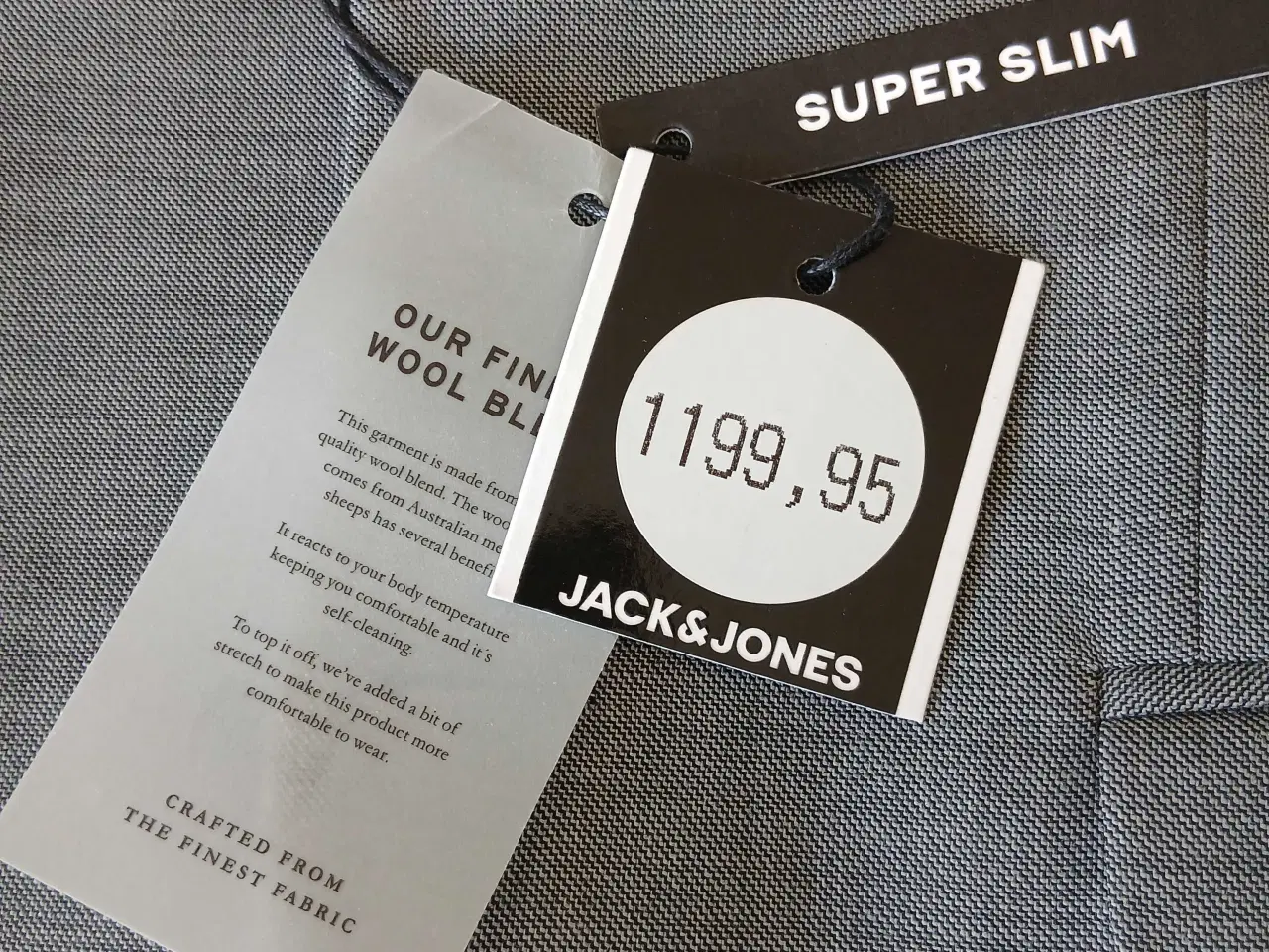 Billede 8 - Jakkesæt. Jack&Jones. 42