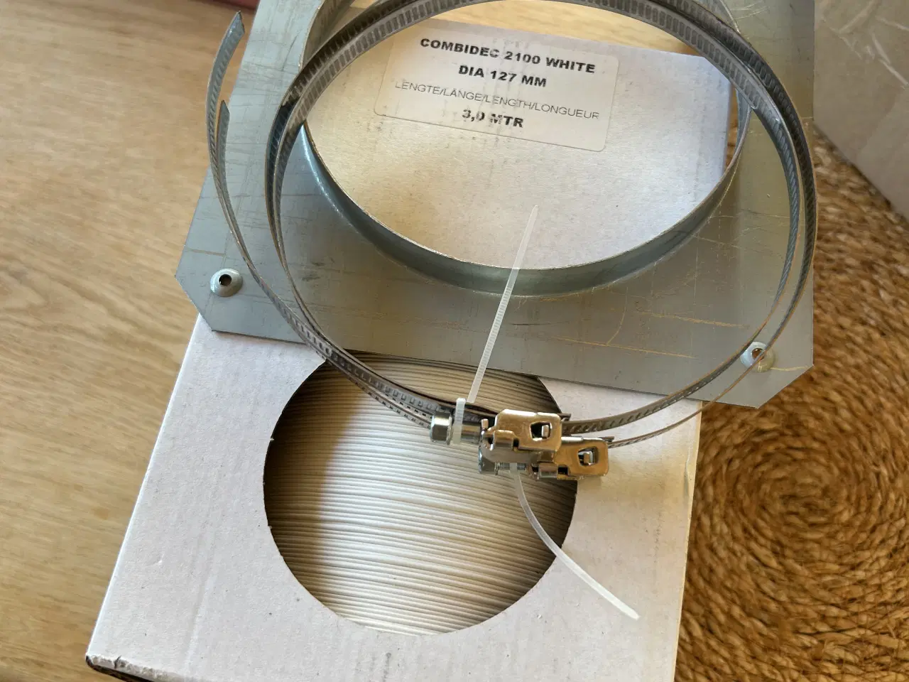 Billede 1 - Slange mv til emhætte