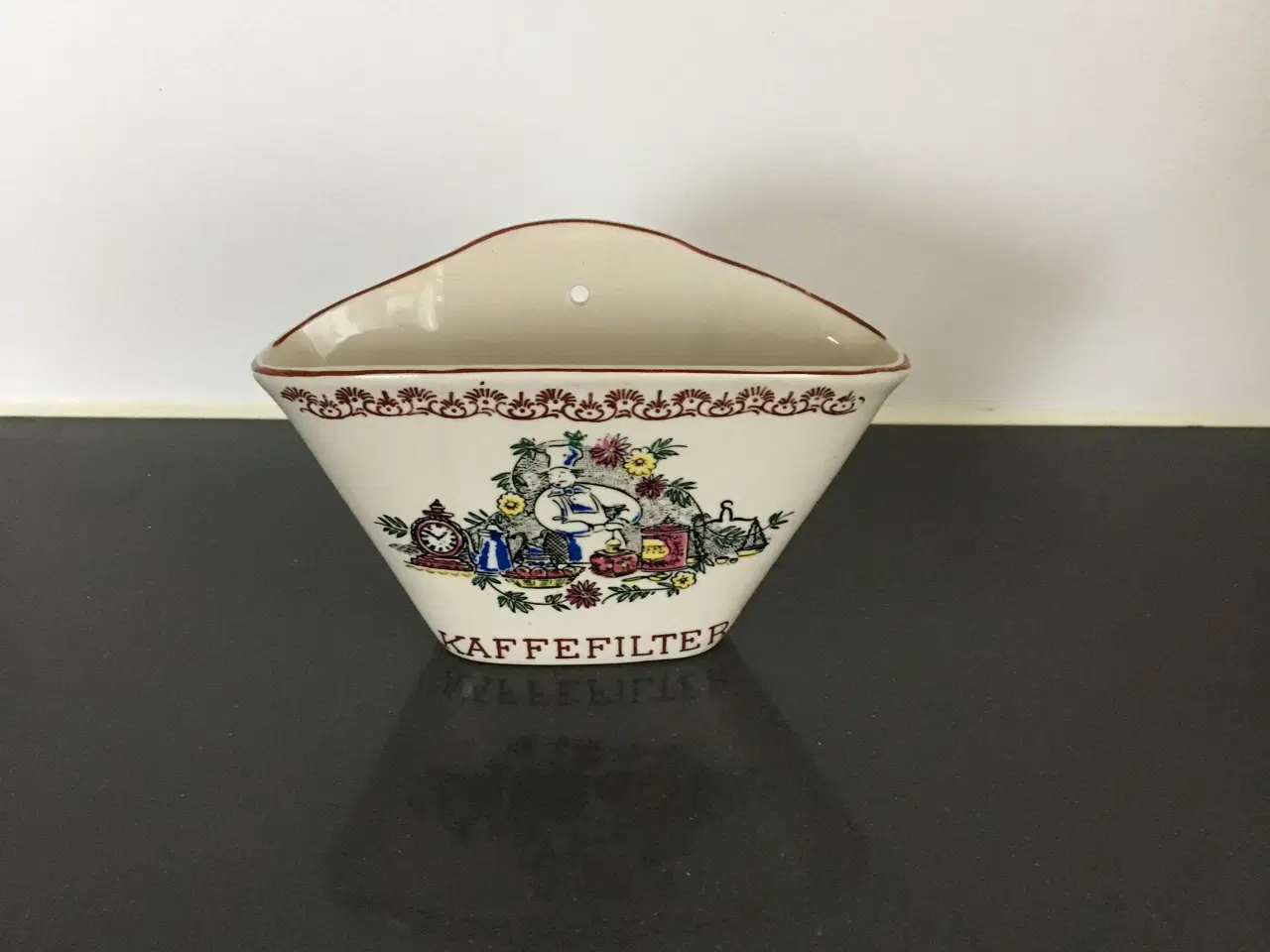 Billede 6 - Flot Kaffefilterholder i porcelæn, Aksini