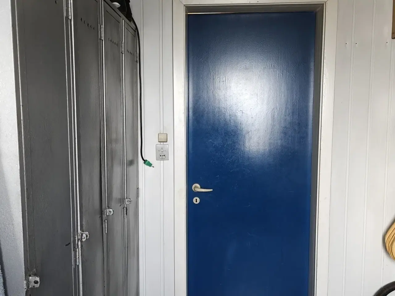 Billede 11 - Bilværksted. Top beliggenhed. 2 porte. 18 gratis P-pladser. Tæt ved centrum og let til motorvej.