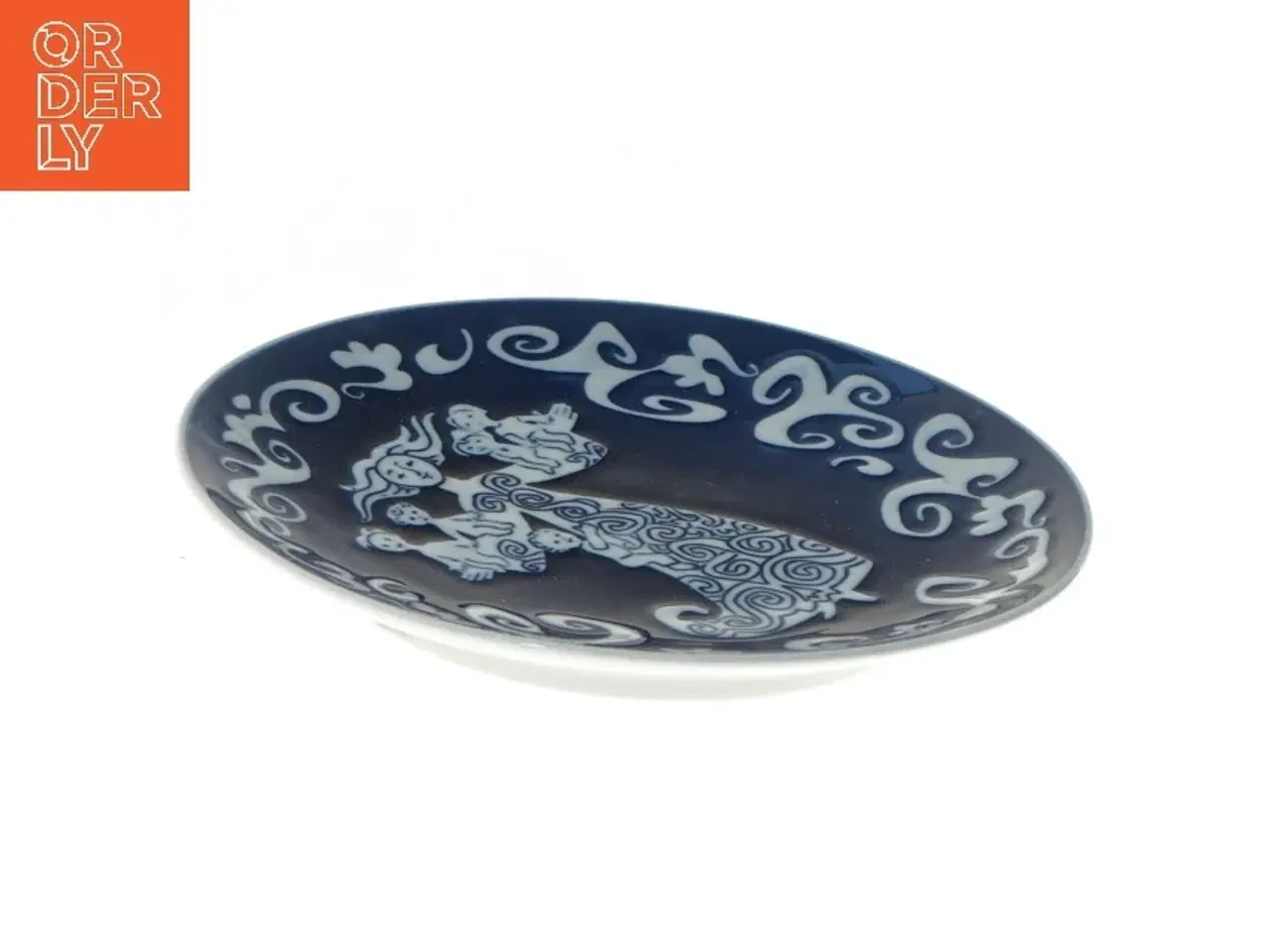 Billede 3 - Royal Copenhagen Mors Dag tallerken fra Royal Copenhagen (str. Ø 15 cm)