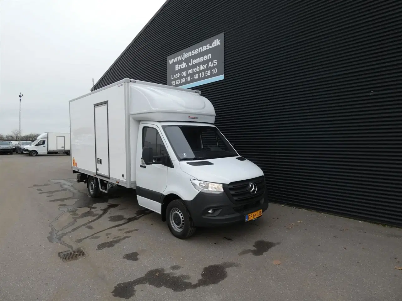 Billede 3 - Mercedes-Benz Sprinter 317 2,0 D Alu.kasse m/lift MØBELKASSE RWD 170HK Ladv./Chas. Aut.