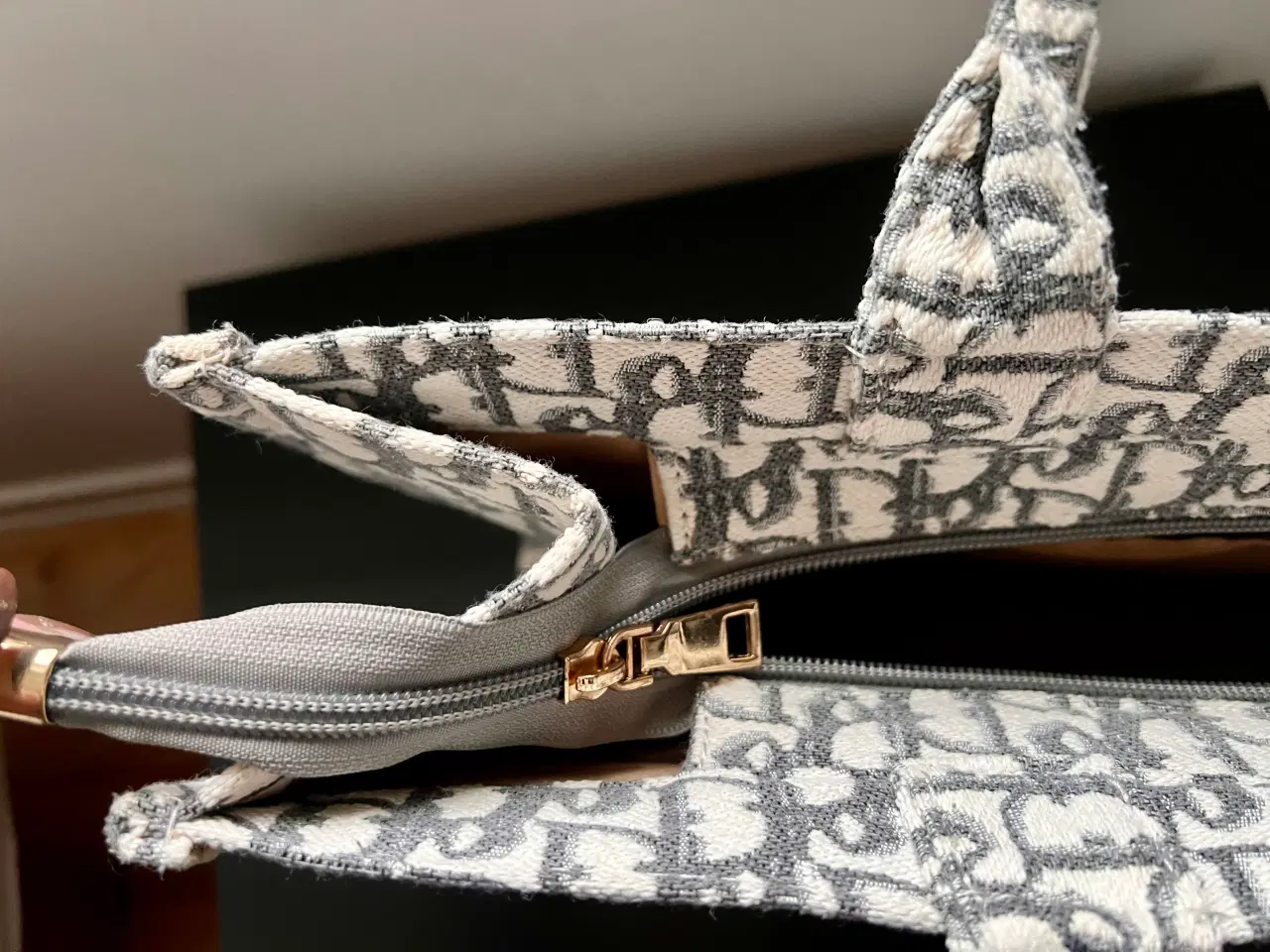 Billede 3 - Fin stof taske til kvinder