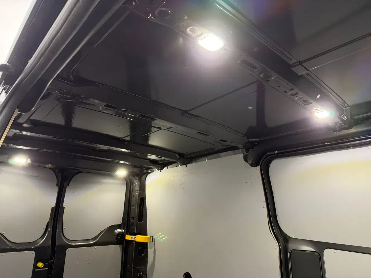 Billede 7 - Ford Transit Custom 320L 2,0 TDCi 185 Sport aut.