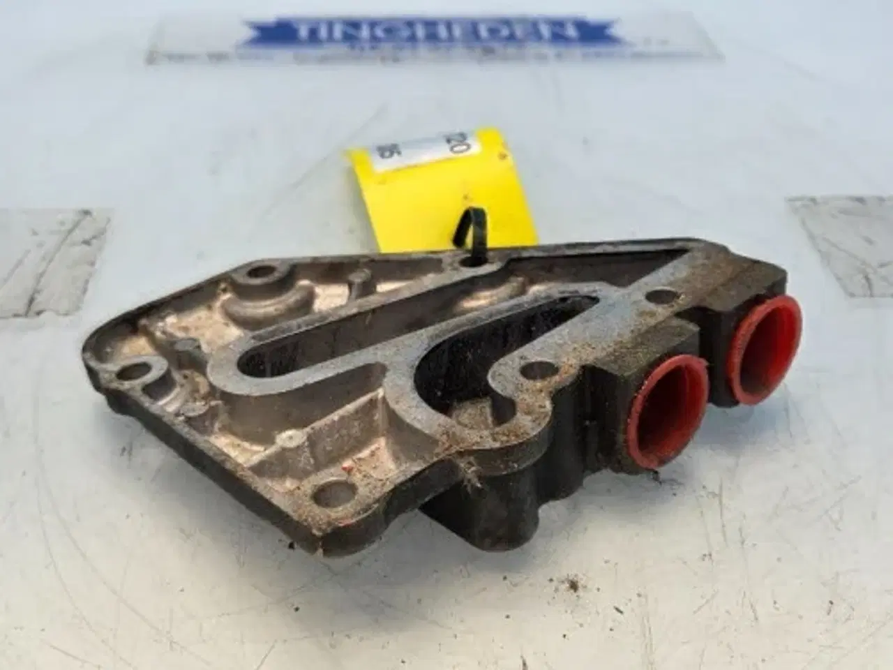 Billede 12 - John Deere  6068   Adapter Til Motoroliefilter   DZ122690