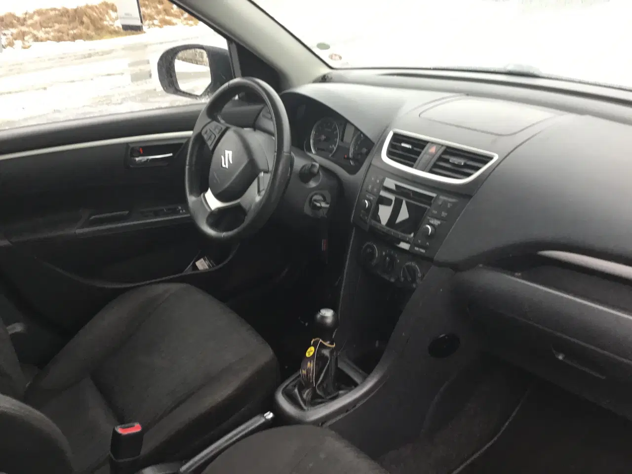 Billede 9 - Suzuki swift 1,2 nysynet træk meget velholdt 