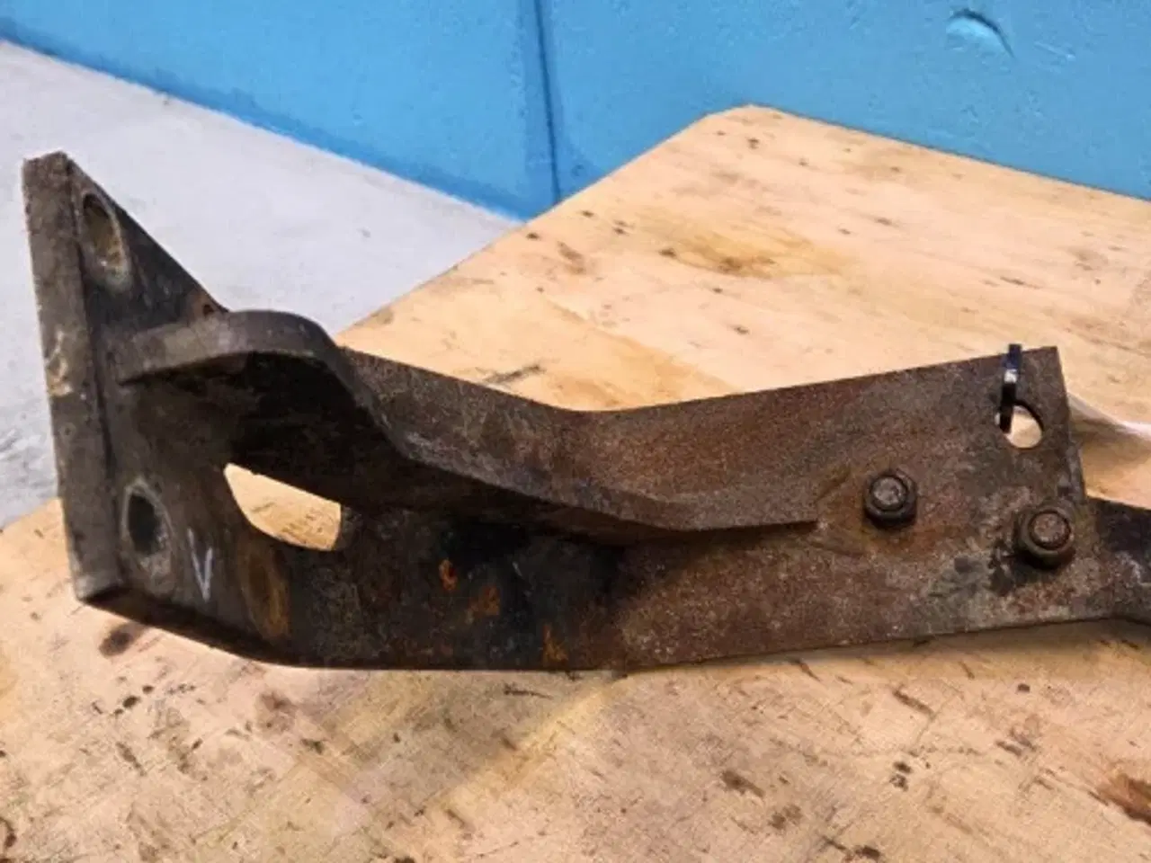 Billede 10 - New Holland LB115B Hjulskærm L.  85806219