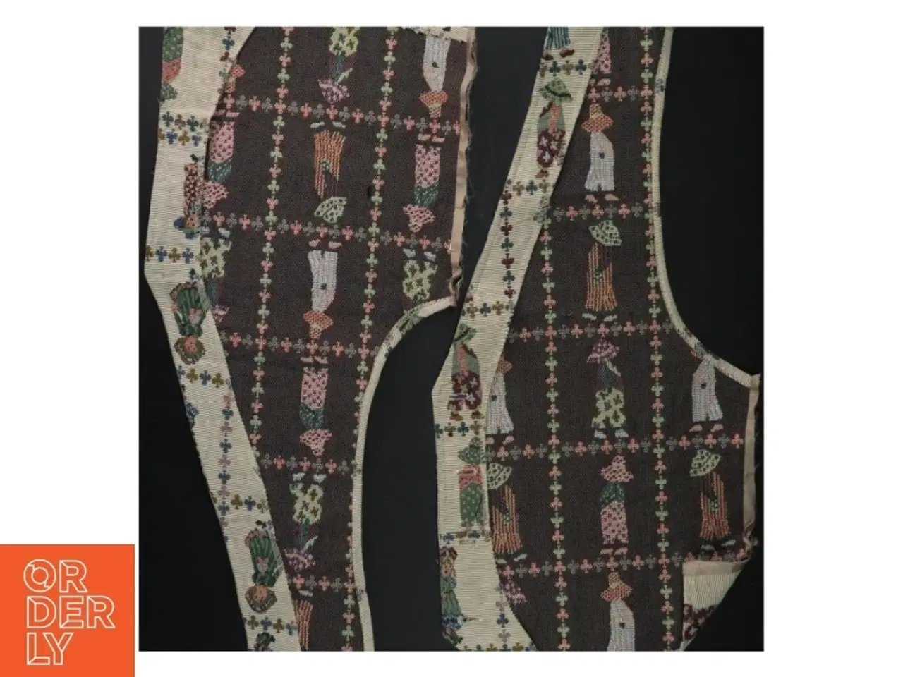 Billede 2 - Forstykker til vest (str. 47 x 25 cm)
