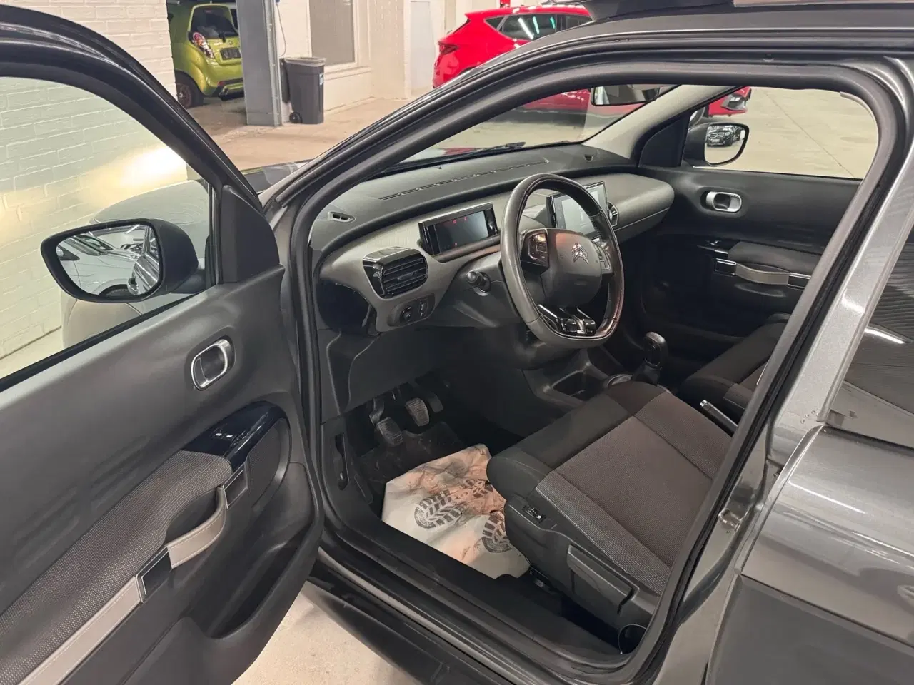 Billede 4 - Citroën C4 Cactus 1,6 Blue HDi Funky start/stop 100HK 5d