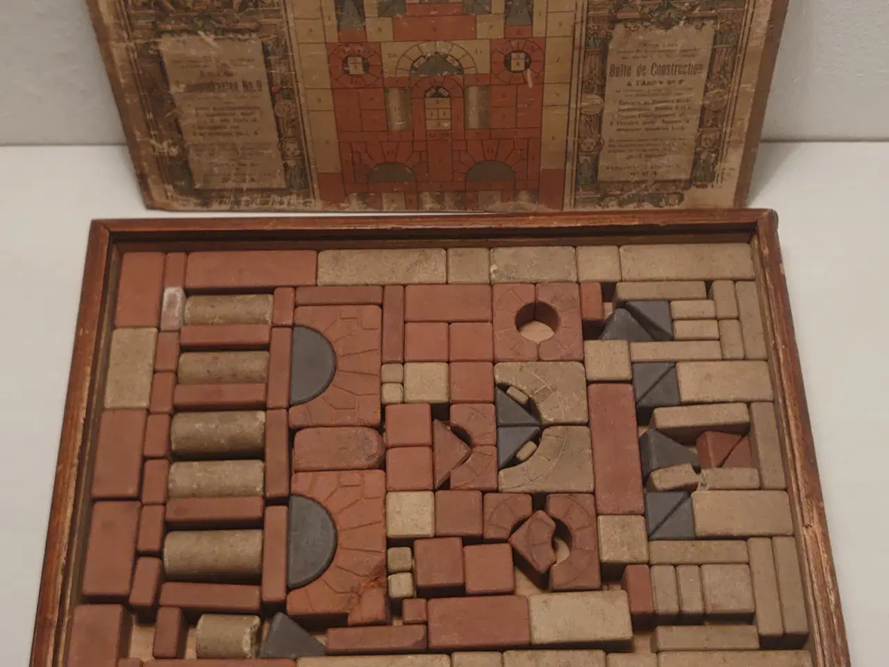Billede 1 - Antikt stenbyggesæt. Anker ca 1910. No 9