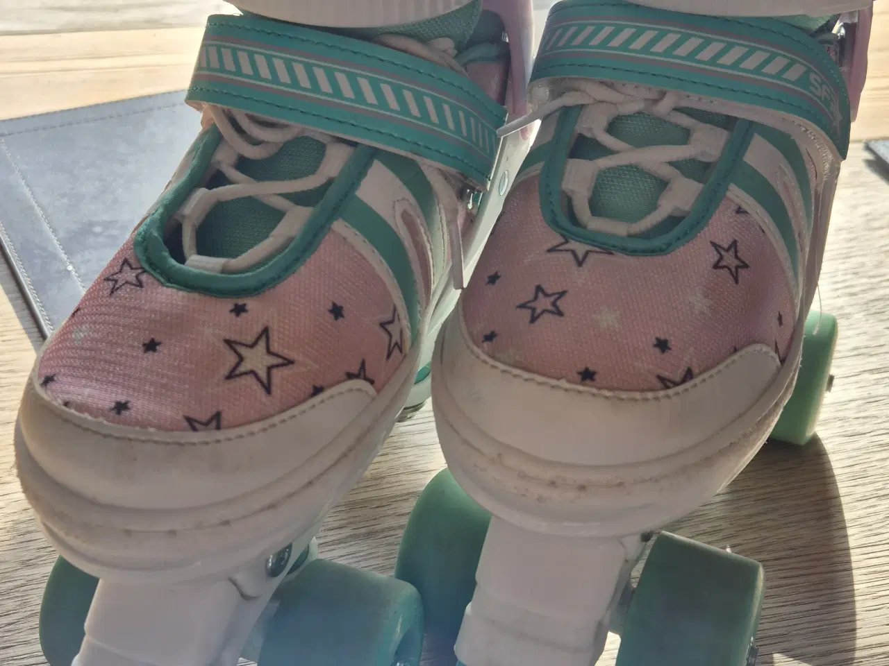 Billede 1 - Børne Rulleskøjter, Justerbare str 33-37