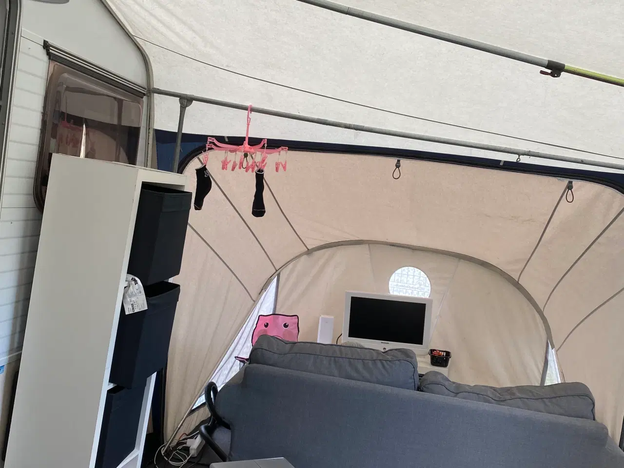 Billede 5 - Campingvogn udlejes 