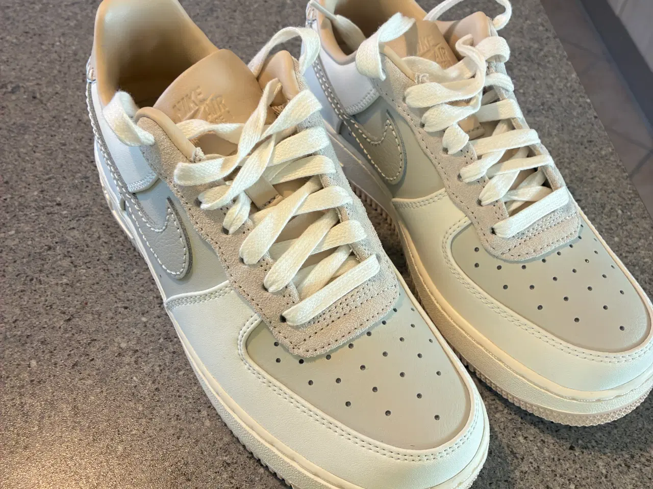 Billede 2 - Helt nye Nike sko