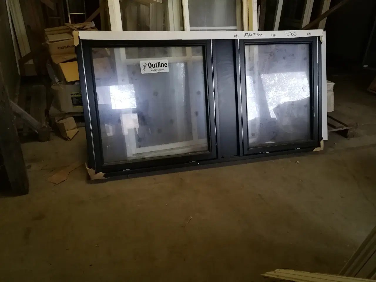 Billede 2 - NYT SORT VINDUESPARTI 189,8x97,8, KR 2700