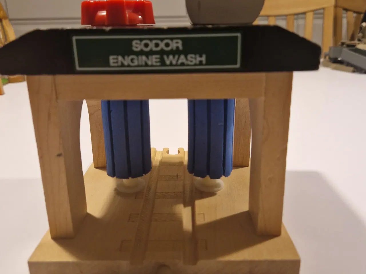 Billede 1 - Thomas tog, Sodor Engine vaskehal (udgået)