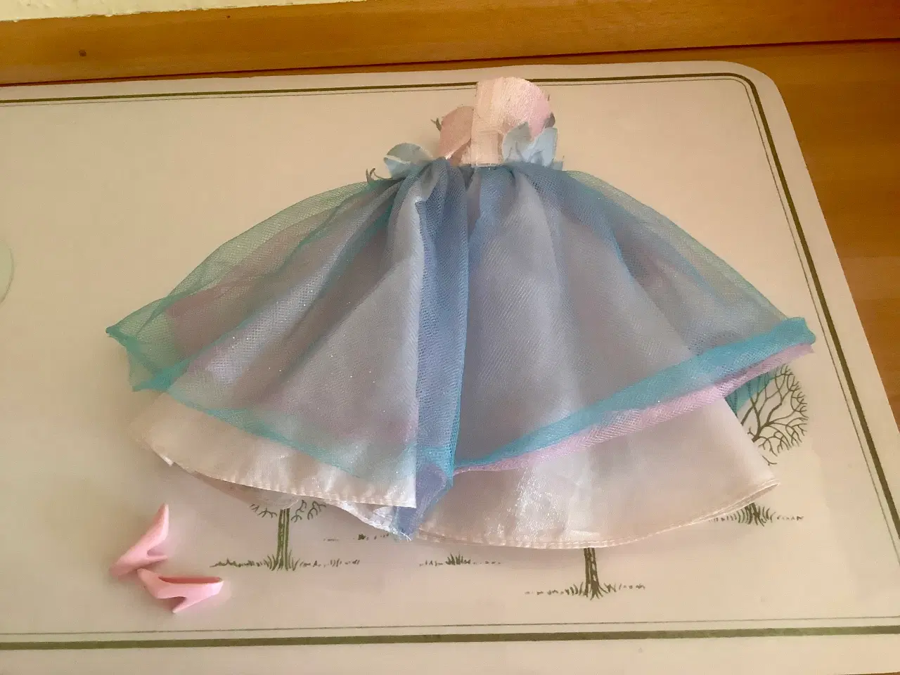 Billede 19 - Barbie Odette fra Svanesøen.Vintage 1966+1998.