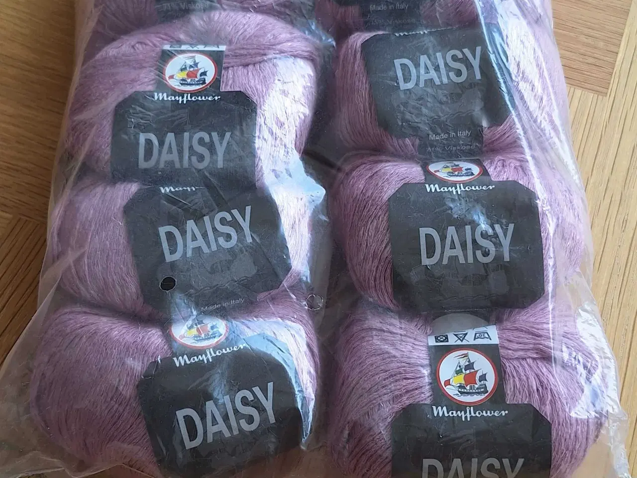 Billede 1 - Daisy garn, Mayflower 