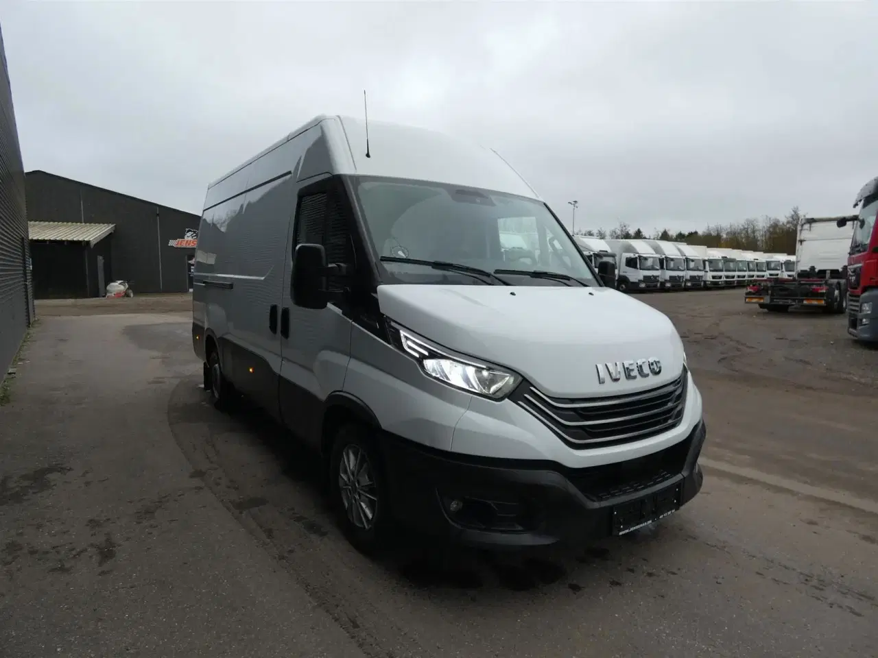 Billede 4 - Iveco Daily 35S18 12m3 3,0 D 180HK Van 8g Aut.