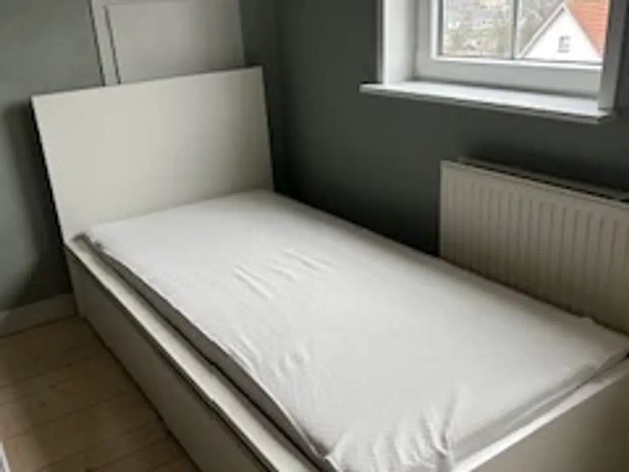 Billede 1 - Seng, Ikea Malm