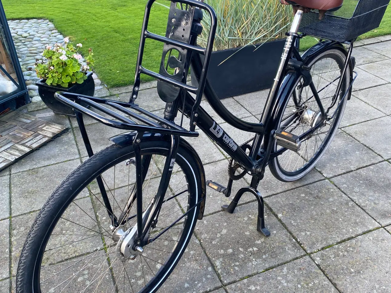 Billede 3 - Damecykel Cortina U4 design