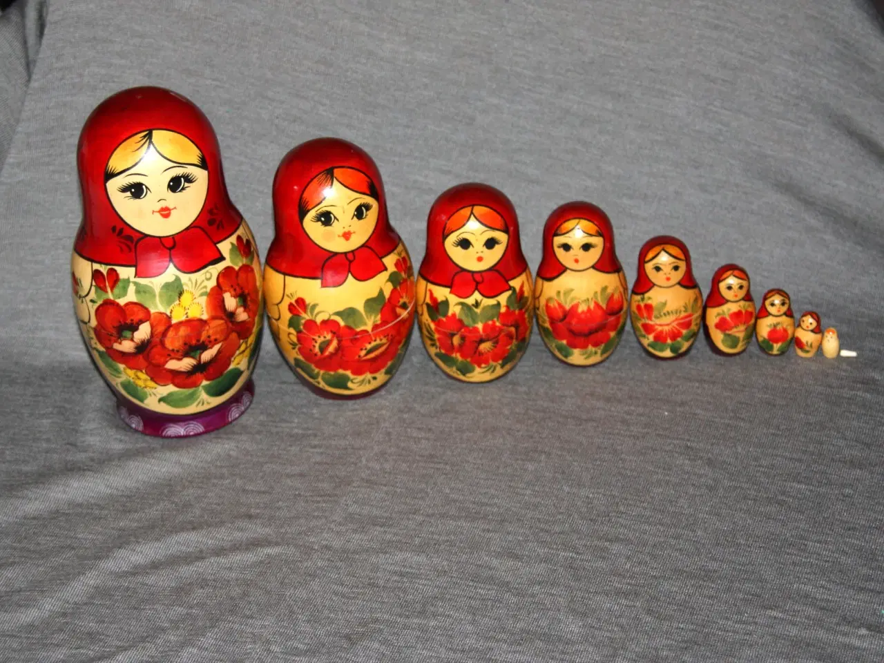 Billede 1 - Dukker Babushka matryoshka højde 19 cm 9 stk.