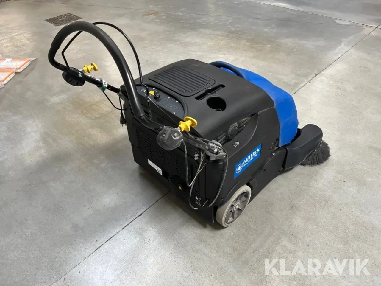 Billede 3 - Fejemaskine Nilfisk Floortec 760 med sug