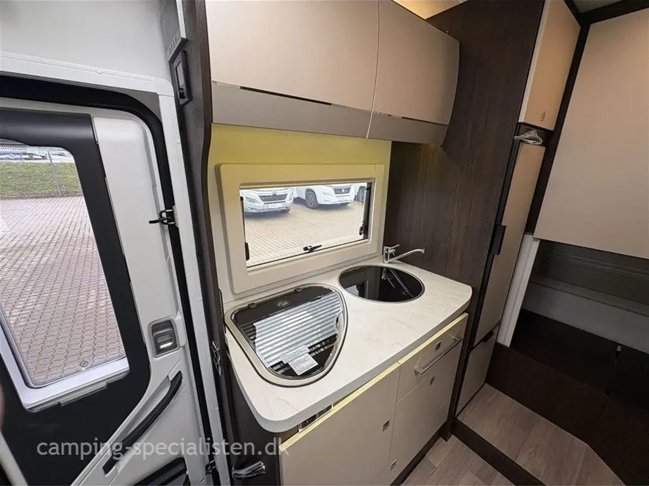 Billede 7 - 2022 - Benimar Tessoro 483 NK   Benimar Tessoro 483 NK model 2022 kan nu ses hos Camping-Specialisten.dk