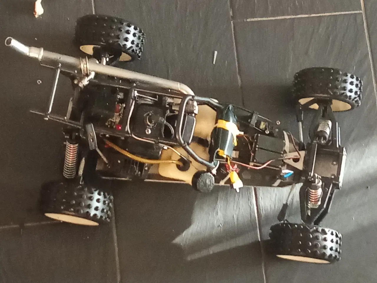 Billede 2 - Top Benzin Drevet fjernstyret Bil