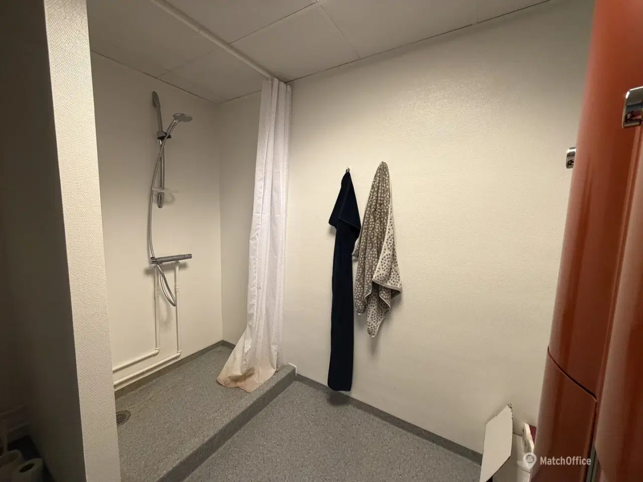 Billede 13 - 120 m² lager med pænt og indflytningsklart kontor