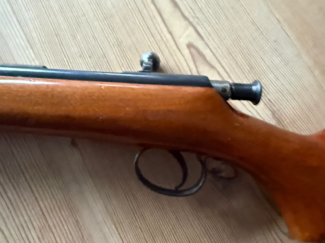 Billede 6 - Salonriffel kal 22