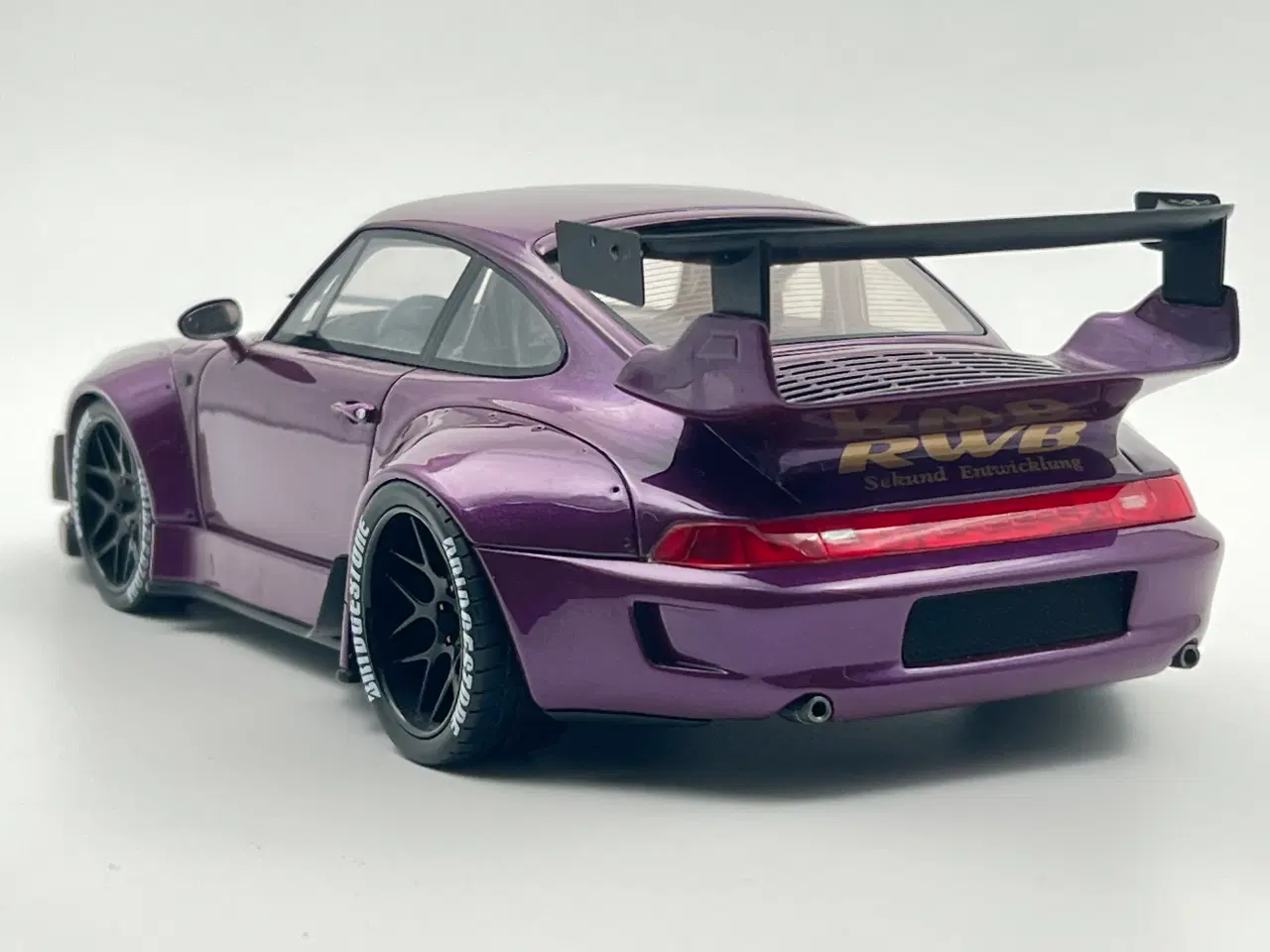 Billede 8 - 1994 Porsche 911 RWB Rauh Welt Edition 1:18