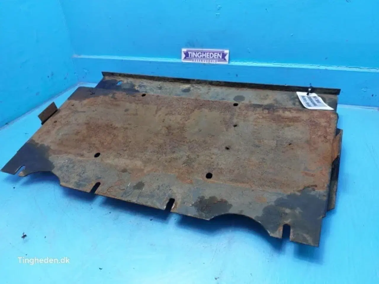 Billede 3 - Massey Ferguson 3060 Batteryholder 3389849M96