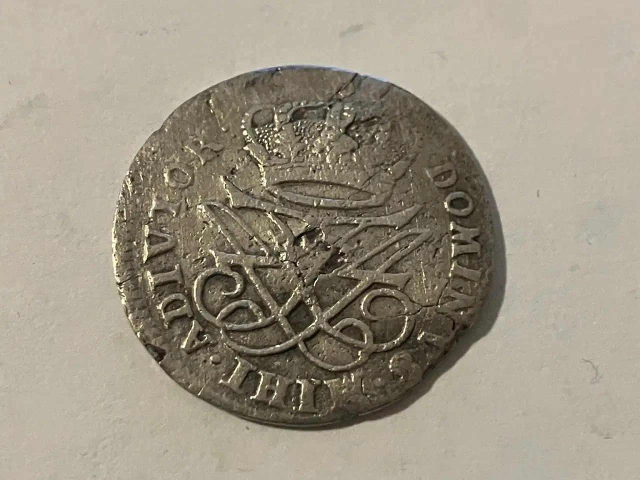 Billede 2 - 12 skilling 1717 Denmark
