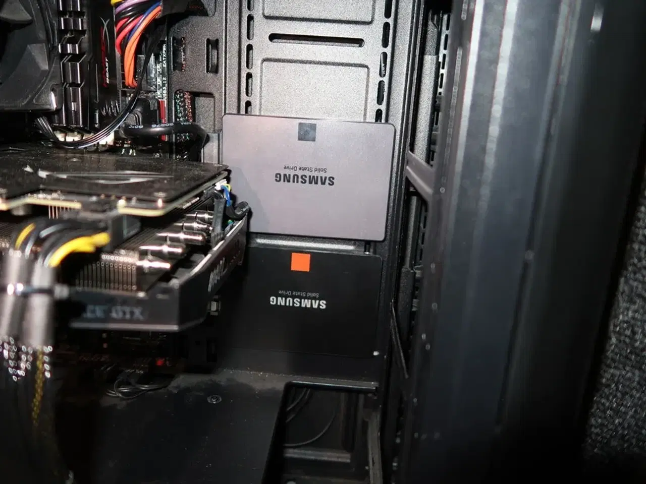 Billede 11 - Computerskærm, computer, tastatur, mus m.m.