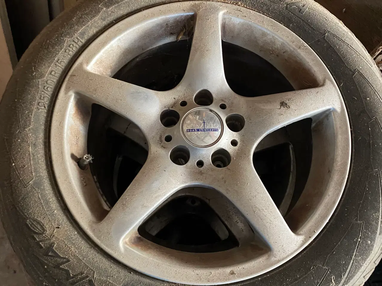 Billede 1 - Sommerdæk 195/60/15 passer på toyota corolla verso