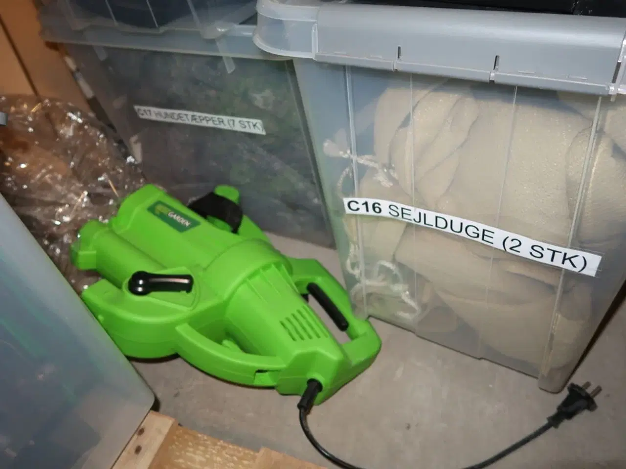 Billede 9 - Div. Forlængerledninger, pavillonsider, varmeovn, sejlduge, løvblæser m.m.