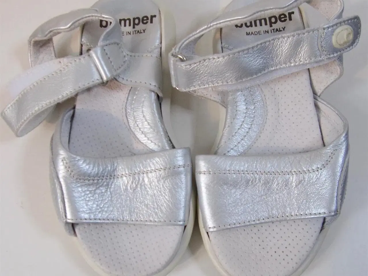 Billede 2 - Bumper, sandaler, str 27