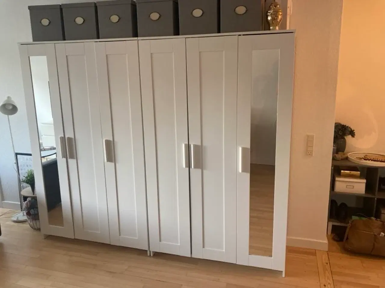 Billede 1 - IKEA BRIMNES garderobeskabe – til bøjler og hylder