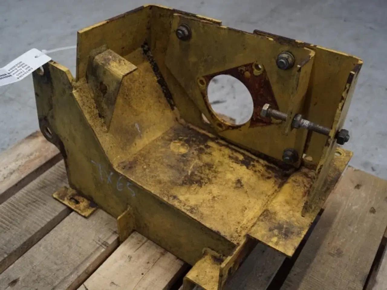 Billede 3 - New Holland TX66 Motorophæng 89833553