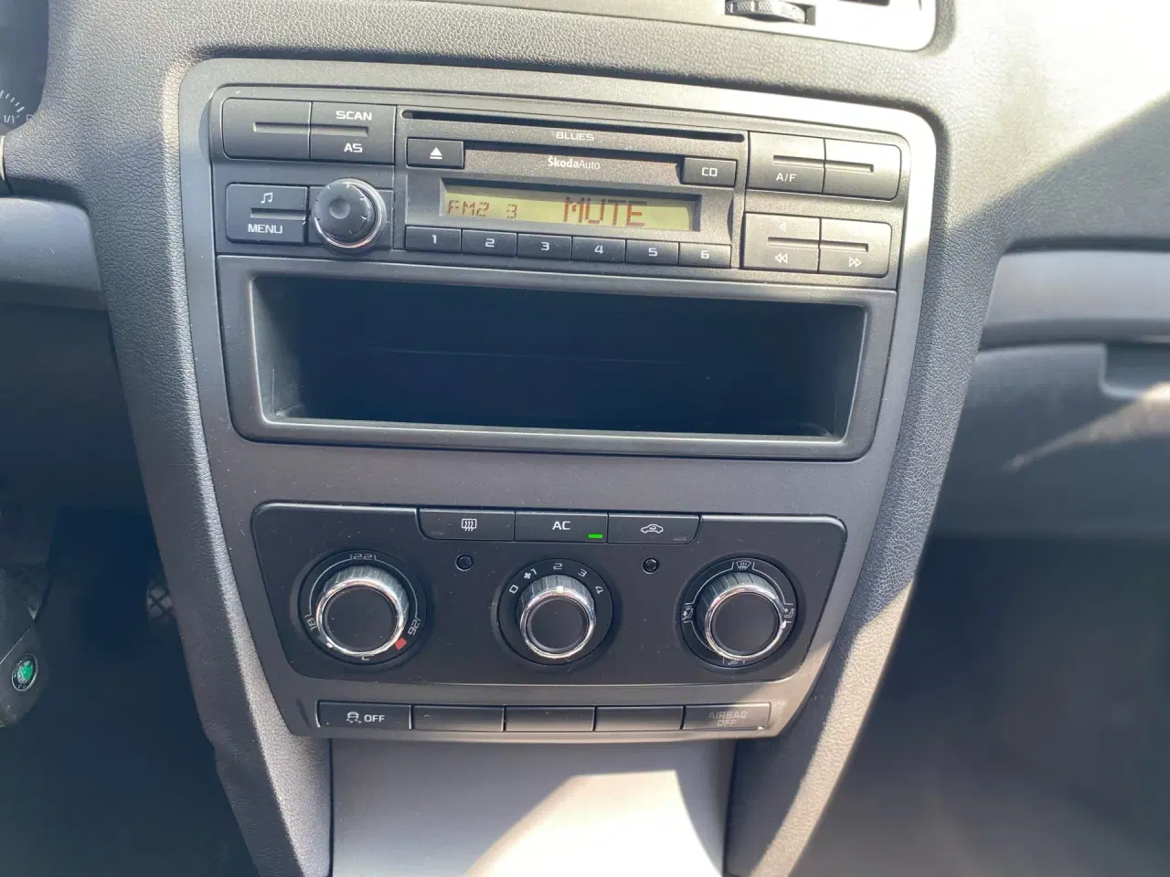 Billede 13 - Skoda Octavia 1,6 Commonrail DPF Ambiente 105HK 5d