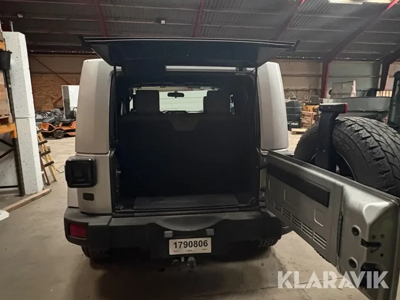 Billede 6 - Personbil Jeep Wrangler 3,8 AUT. SAHARA