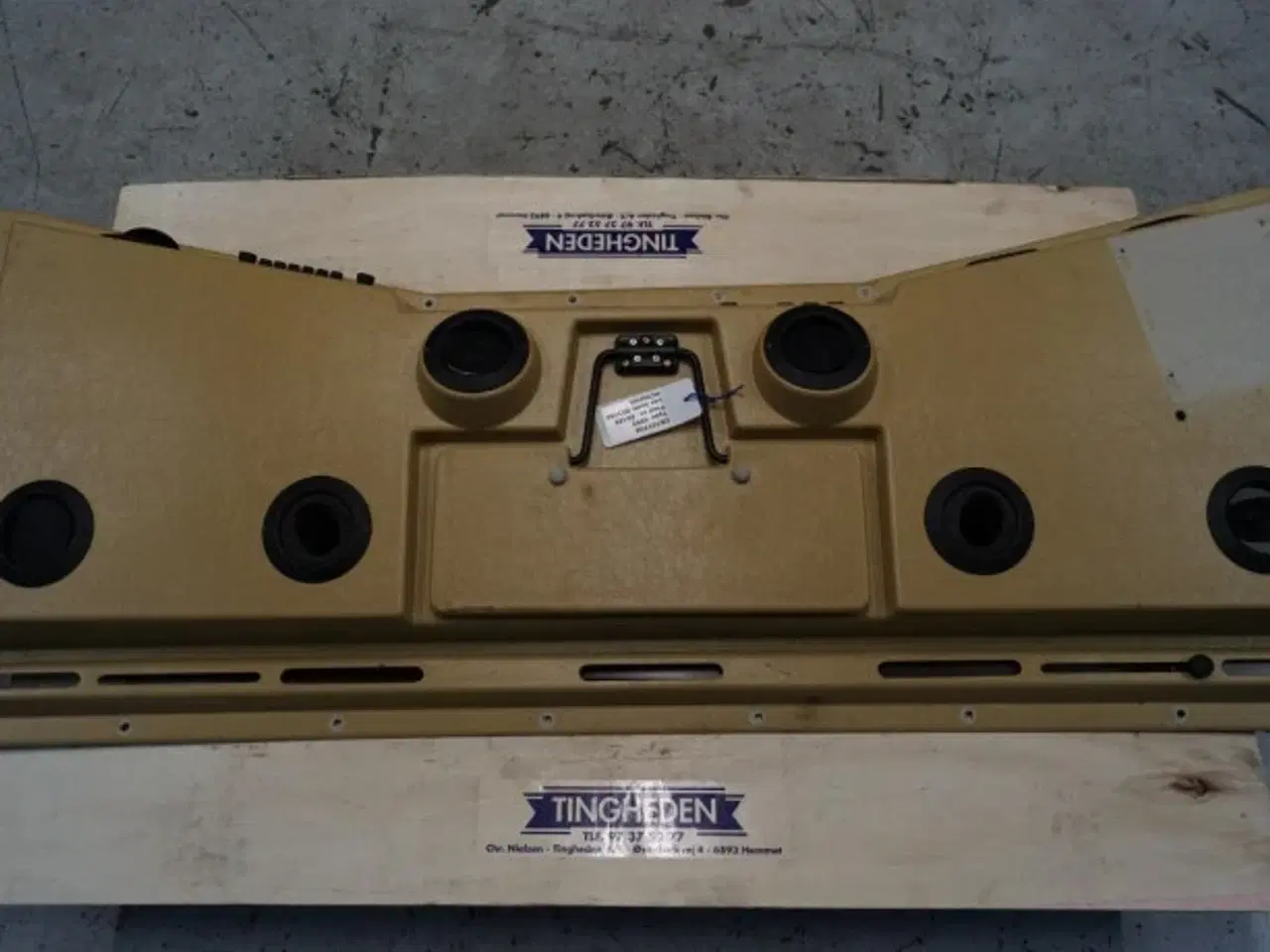 Billede 19 - Dronningborg D9000 Beklædning