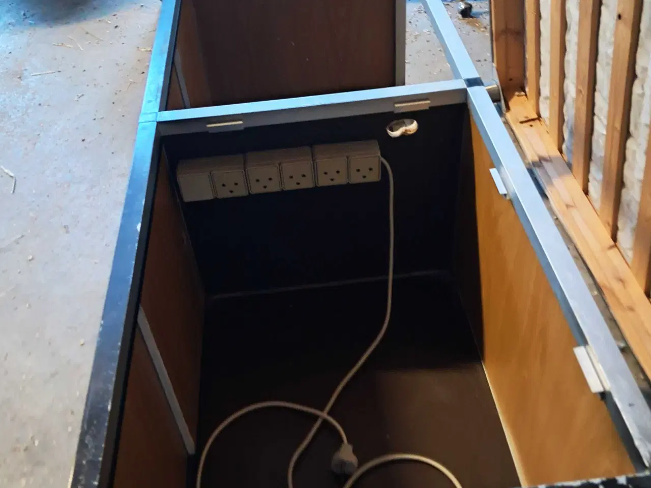 Billede 2 - Akvarie 325L