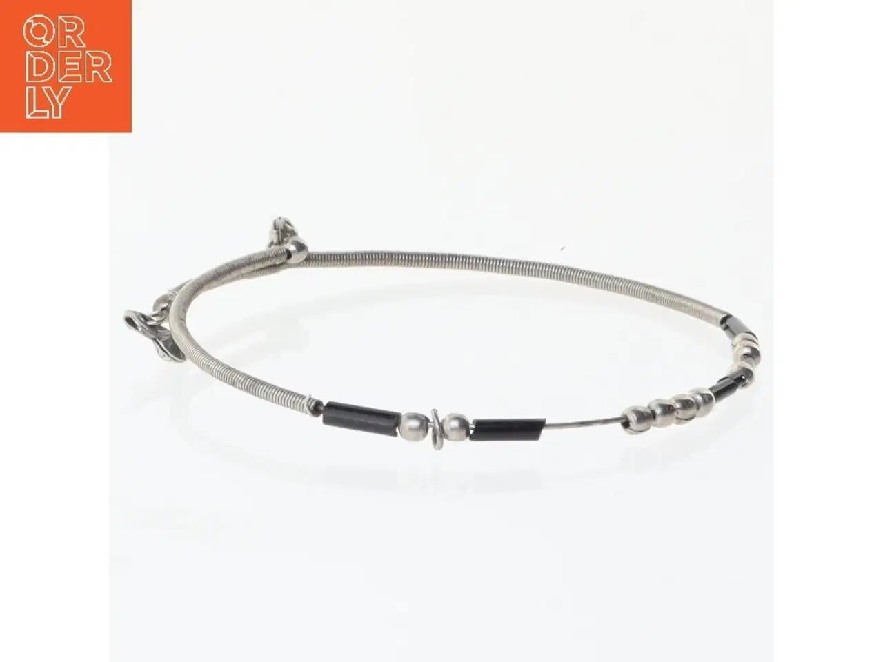 Billede 2 - Metal og læder armbånd (str. Ø 7 cm)