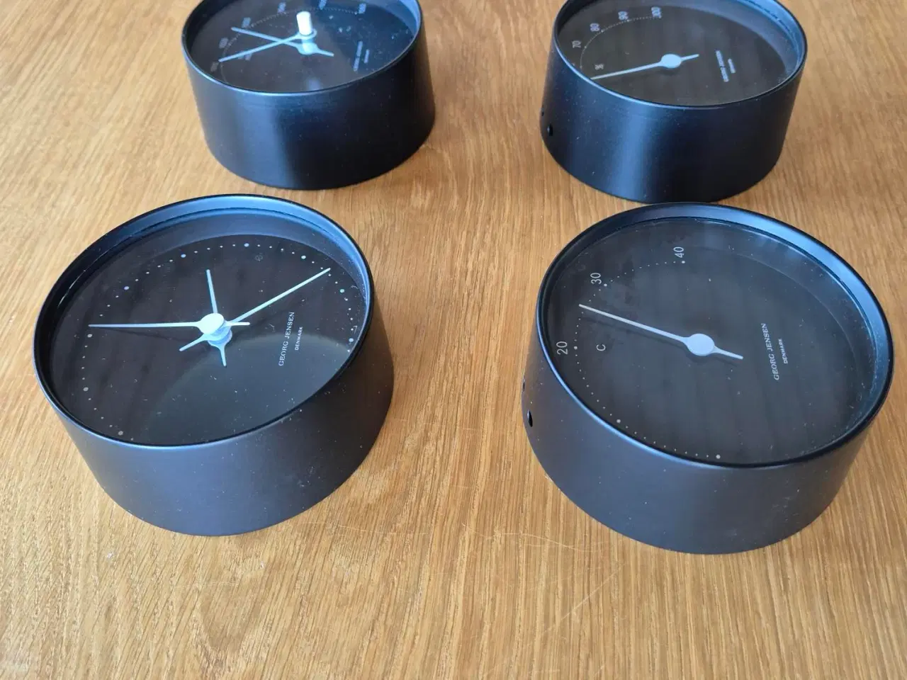 Billede 1 - Georg Jensen, sorte Henning Koppel væginstrumenter