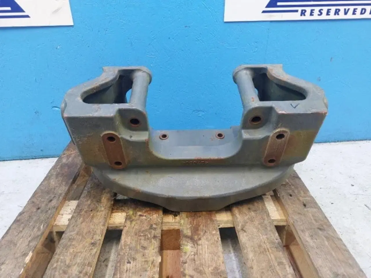 Billede 5 - Massey Ferguson 6480 Front Klods 4279804M4