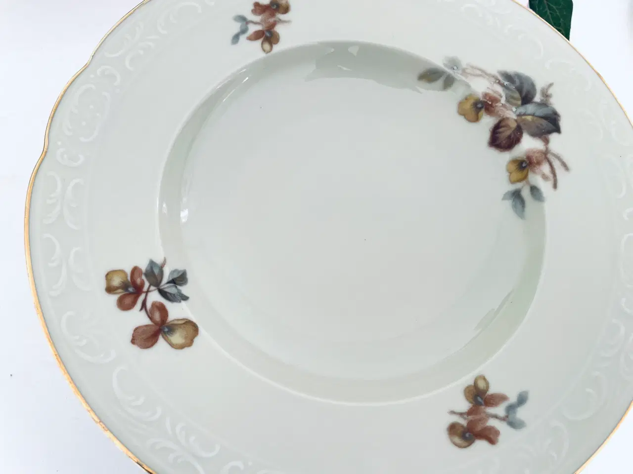 Billede 6 - Vintage dybe tallerkner 6 stk med patina 