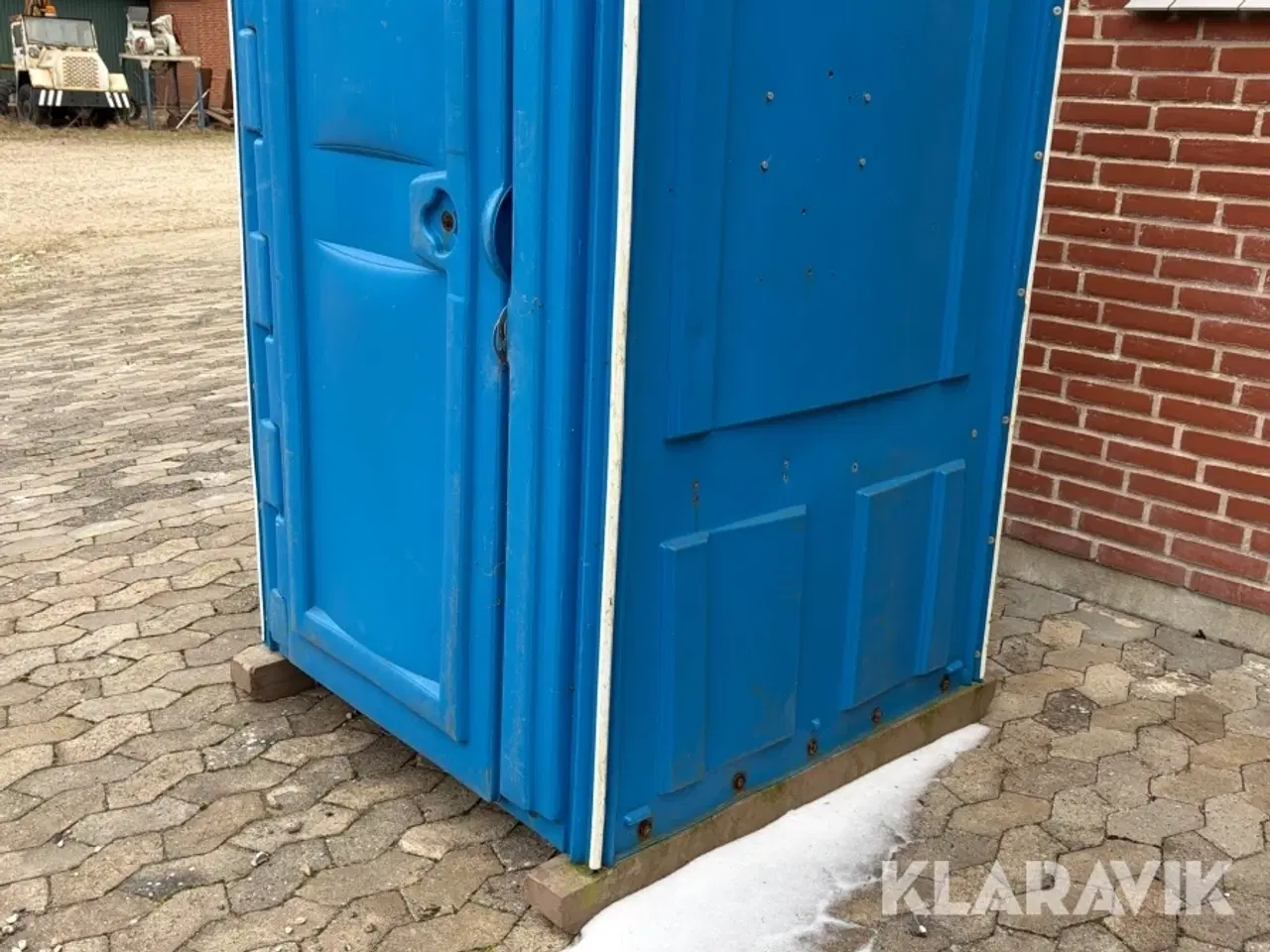 Billede 3 - Toilet- og badeskur med tank 220l