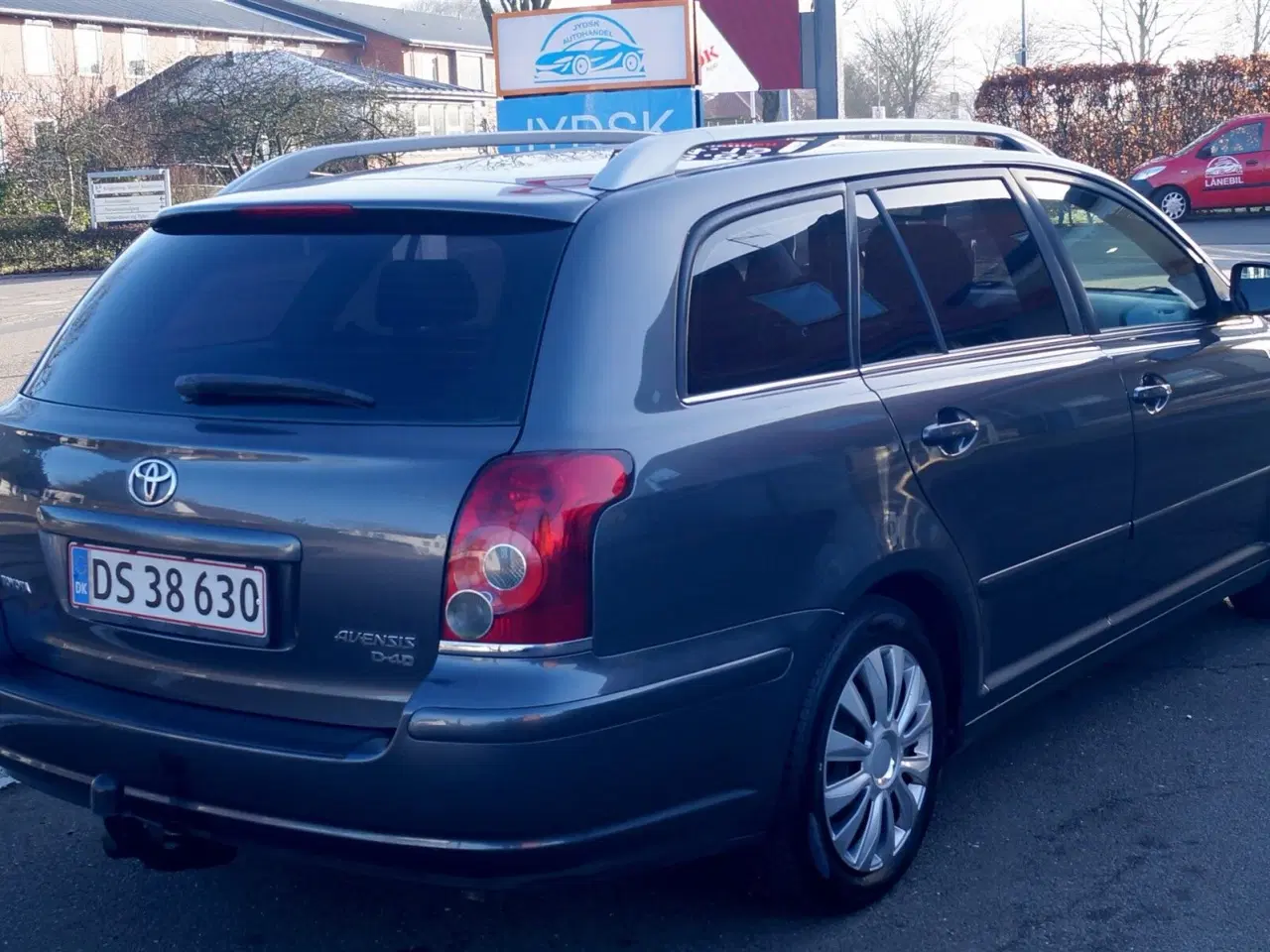 Billede 5 - Toyota Avensis 2,0 D-4D DPF Linea Sol 126HK Stc 6g